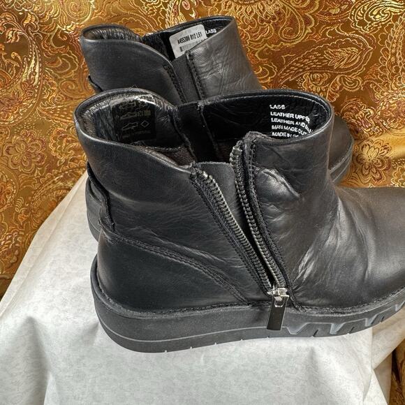 Miz Mooz Black Lass Ankle Boots - Picture 4 of 5